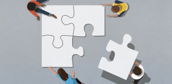 Illustration de quatre personnes qui emboitent quatre pièces de puzzle