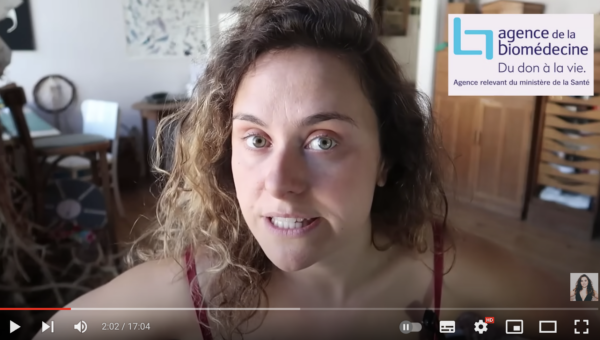 Capture d'écran de la vidéo de Swann Périssé sur son don d'ovocytes